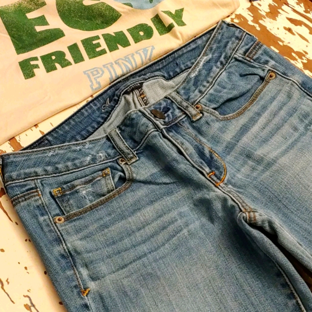 AEO Stretch Skinny Holes & Perfect Fade Denim - Low Rise, Babes - Picture 4 of 15